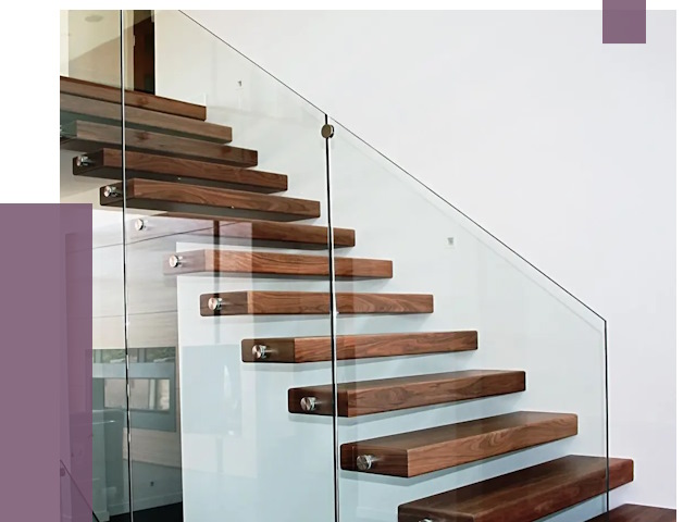 Стеклянные перила для лестницы в Нальчике от 15026 руб.